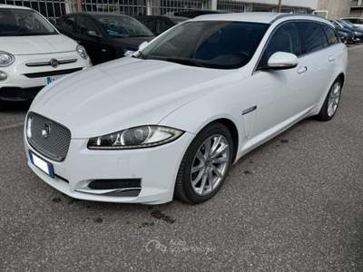 Jaguar XF Sportbrake 2.2 D 200 CV Portfolio Bianco usata Este