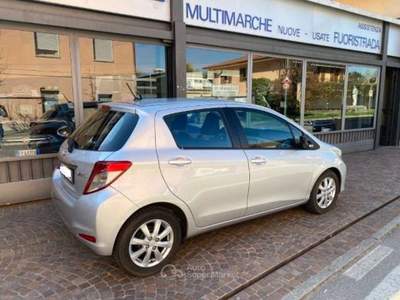 Toyota Yaris 1.4 d-4d 5 Porte Style Argento usata Como