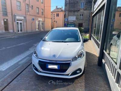 Peugeot 208 1.6 Bluehdi Active 5 Porte 75cv Bianco usata Como