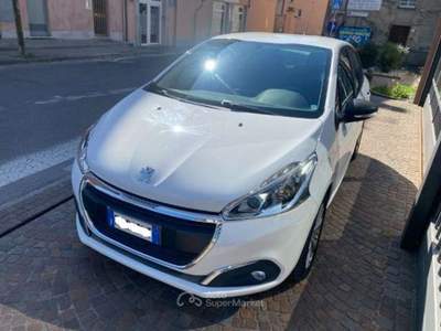 Peugeot 208 1.6 Bluehdi Active 5 Porte 75cv Bianco usata Como