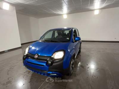Fiat Panda FIAT PANDA 1.0 HYBRID CITY CROSS 70CV Panda 1.0 Hybrid City Cross 70cv Blu/Azzurro usata Roma
