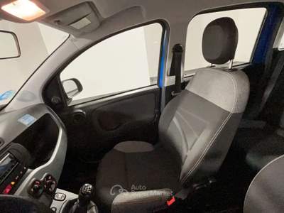 Fiat Panda FIAT PANDA 1.0 HYBRID CITY CROSS 70CV Panda 1.0 Hybrid City Cross 70cv Blu/Azzurro usata Roma