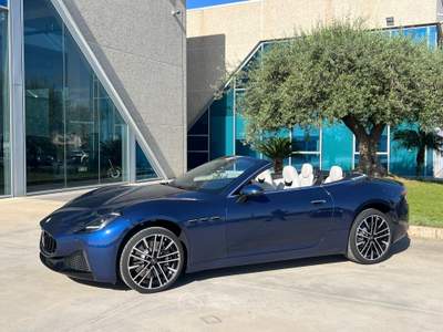 Maserati GranCabrio V6 490 CV AWD possibilità noleggio no scoring Blu/Azzurro usata Gela
