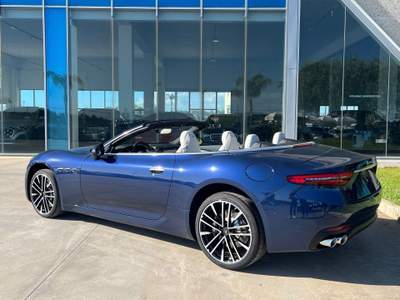 Maserati GranCabrio V6 490 CV AWD possibilità noleggio no scoring Blu/Azzurro usata Gela