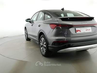 Audi Q4  -  45 business advanced Grigio usata Milano