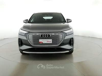 Audi Q4  -  45 business advanced Grigio usata Milano