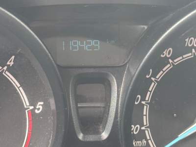 Ford Courier 1.5 75CV 2018 Bianco usata Campobasso