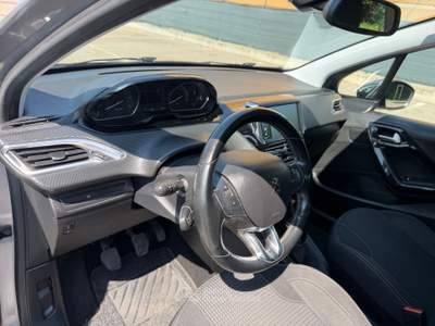 Peugeot 208 Peugeot 208 1.5 - NEOP. - NAV. - 12 MESI DI GARANZIA - usata ARGELATO
