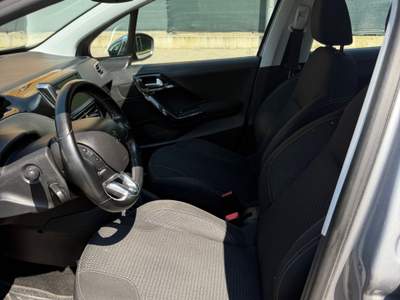 Peugeot 208 Peugeot 208 1.5 - NEOP. - NAV. - 12 MESI DI GARANZIA - usata ARGELATO
