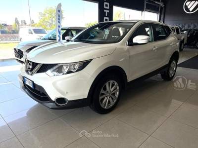 Nissan Qashqai 1.6 dCi 4WD edition Bianco usata Gualtieri