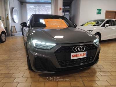 Audi A1 SPORTBACK 40 TFSI S tr. Identity Black S line 18" Grigio usata Vigevano