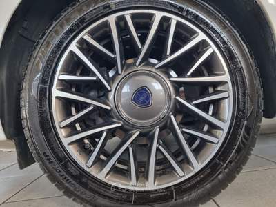 Lancia Ypsilon Neopatentati GPL Bianco usata larciano