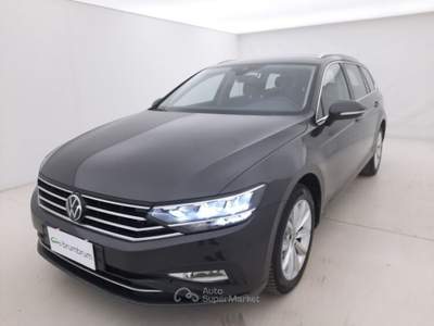 Volkswagen Passat Miglior prezzo garantito e consegna in pochi giorni Grigio usata Reggio nell'Emilia