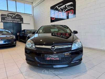 Opel Astra GTC 1.4 16V Twinport 3p. Edition *NEOPAT*UNIPRO* Nero usata Cassina de' Pecchi
