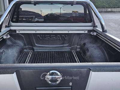 Nissan Navara Navara d.cab 2.5 dci SE 174cv usata San Michele all'Adige