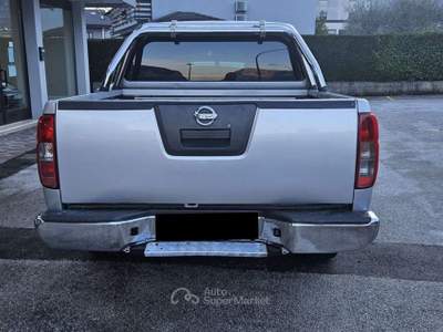 Nissan Navara Navara d.cab 2.5 dci SE 174cv usata San Michele all'Adige