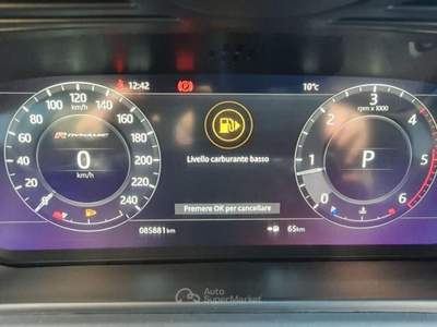 Land Rover Range Rover Velar 2.0D I4 240 CV R-Dynamic SE Argento usata Chieri