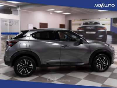 Nissan Juke 1.0 DIG-T N-Connecta 114CV Grigio usata Latina