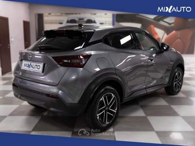 Nissan Juke 1.0 DIG-T N-Connecta 114CV DCT Grigio usata Latina