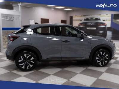 Nissan Juke 1.0 DIG-T Acenta 114CV DCT Grigio usata Latina