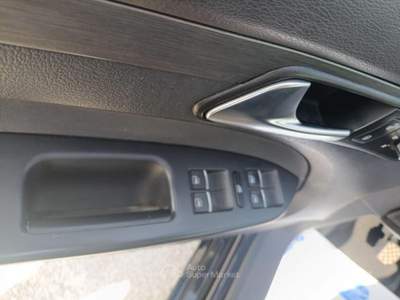 Volkswagen Touran 1.4 tsi Highline ecofuel M 150cv Nero usata Altidona