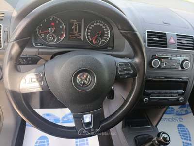 Volkswagen Touran 1.4 tsi Highline ecofuel M 150cv Nero usata Altidona