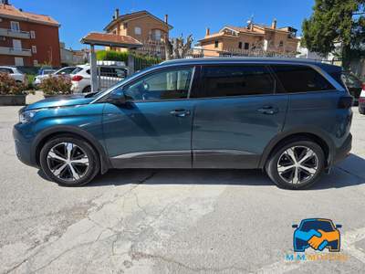 Peugeot 5008 5008 1.5 bluehdi Active s&amp;s 130cv 7p.ti Verde usata Civitanova Marche