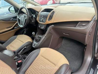 Opel Zafira 1.6 t Cosmo ecoM 150cv Marrone usata Altidona