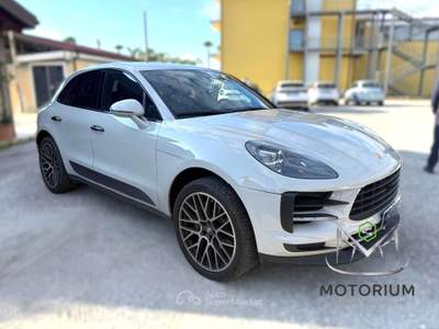 Porsche Macan S Rosso usata Rende