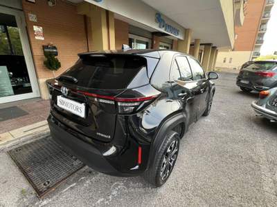 Toyota Yaris Cross 1.5h Trend fwd 116cv e-cvt *Promo SD 2026* Nero usata Roma