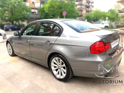 BMW Serie 3 325tds d Futura FL Grigio usata Rende