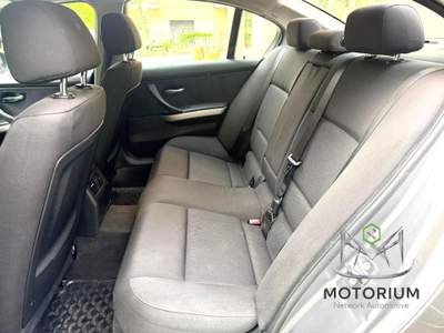 BMW Serie 3 325tds d Futura FL Grigio usata Rende