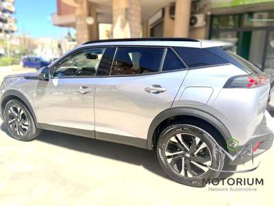 Peugeot 2008 2008 1.5 bluehdi Allure Pack s&amp;s 110cv Argento usata Rende