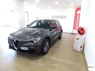 Alfa Romeo Stelvio 2.2 T.diesel 160CV AT8 RWD Bus. Grigio usata Isola del Liri