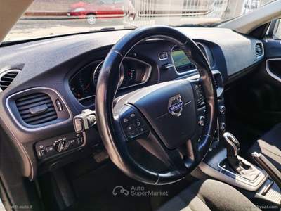 Volvo V40 V40 D2 1.6 Powershift Summum usata Veglie