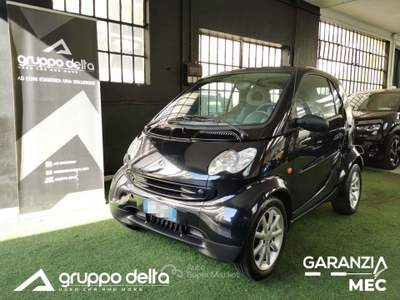 Smart ForTwo Fortwo 0.7 Passion 61cv Nero usata Torino