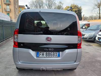 Fiat QUBO Qubo 2017 1.4 8v natural power Lounge 70cv Grigio usata Nova Milanese