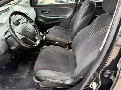 Lancia Ypsilon 1.2 69cv GPL Ecochic Gold Nero usata Rocca Priora
