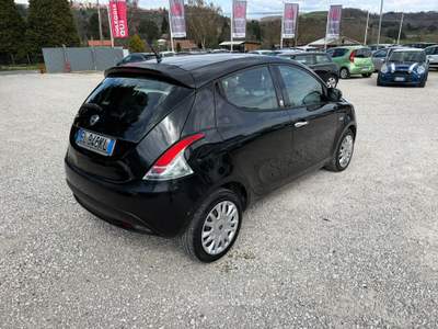 Lancia Ypsilon 1.2 69cv GPL Ecochic Gold Nero usata Rocca Priora