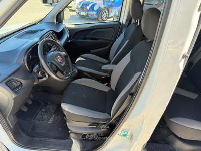 Fiat Doblò 1.6 Mjet 105cv Lounge N1 Bianco usata Rocca Priora