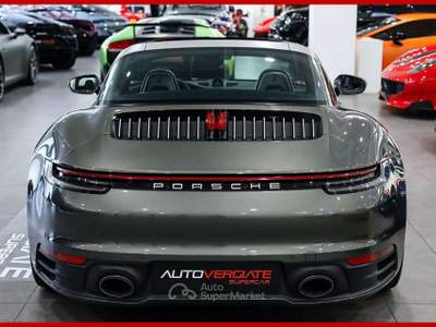 Porsche 911 Targa 4|VERDE AVENTURINE| Verde usata Vergiate