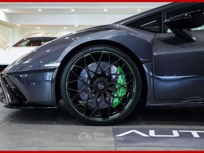 Lamborghini Huracán Huracán 5.2 V10 STO Coupé|LIFT|FULL CARBON SPEC Grigio usata Vergiate