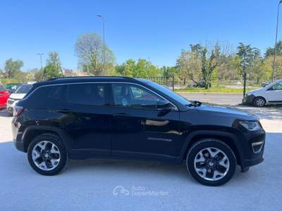 Jeep Compass 2.0 MJet 140cv Opening Edition 4WD Nero usata Milano