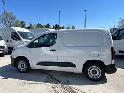 Opel Combo 1.5 Diesel 100cv M Manuale (IVA ESCL) Bianco usata Milano