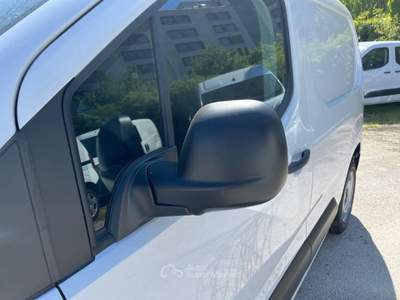 Opel Combo 1.5 Diesel 100cv M Manuale (IVA ESCL) Bianco usata Milano