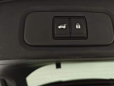 Nissan Qashqai 1.3 MHEV 158 Tekna CVT Grigio usata Spinea