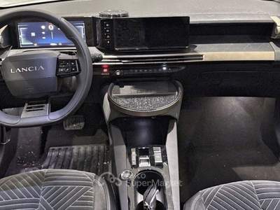 Lancia Ypsilon Ibrida 100cv LX e-DCT Bianco usata Leini
