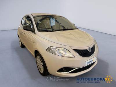 Lancia Ypsilon 1.2 69cv GPL Ecochic Gold Beige usata MONOPOLI