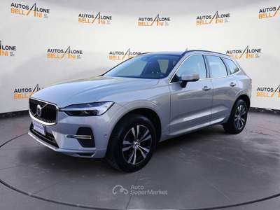 Volvo XC60 B4 D AWD automatico Momentum Pro Grigio usata Feltre