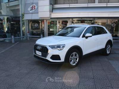 Audi Q3 35 TDI S tronic Business Bianco usata Nova Milanese